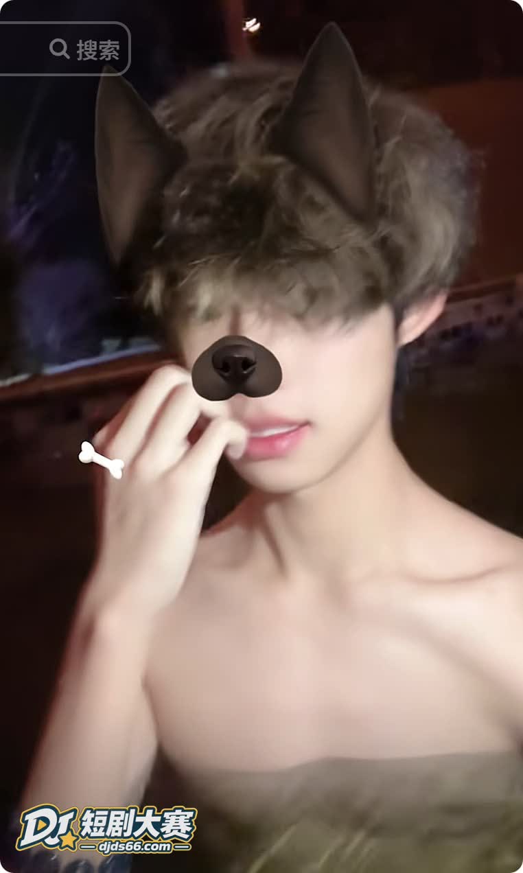 东东电竞 女陪玩毛毛米 连麦被曝同时双开两男 聊天记录满屏暧昧语音